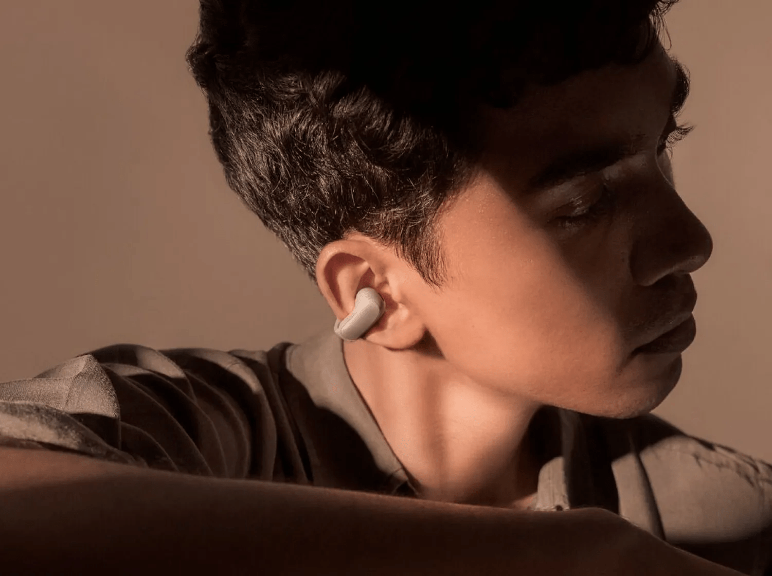 Bose Ultra Open Earbuds - Refurbished - Image 4